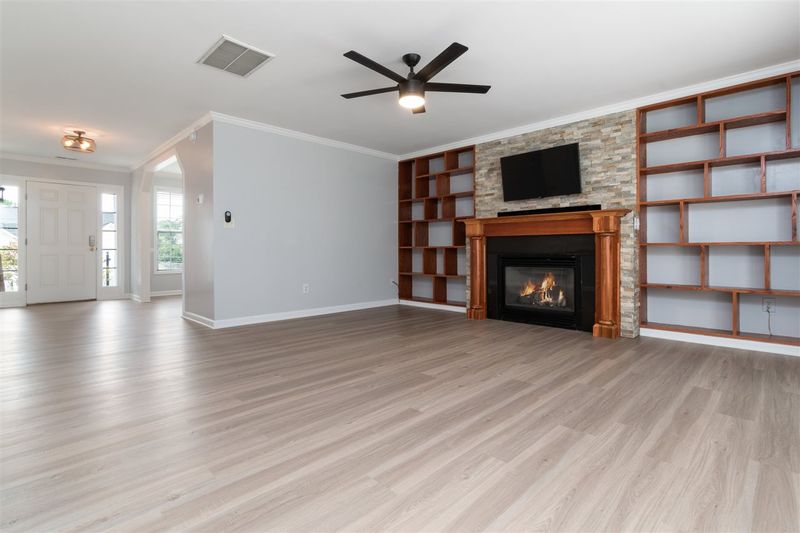 209 N Weststone Blvd, Fuquay Varina, NC 27526