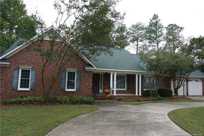 2090 Hidden Forge Dr, Fayetteville, NC 28304