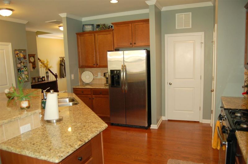 2093 Tanners Mill Dr, Durham, NC 27703