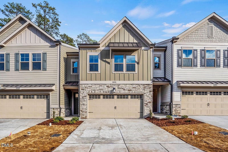 2095 Maggie Valley Dr, Apex, NC 27502