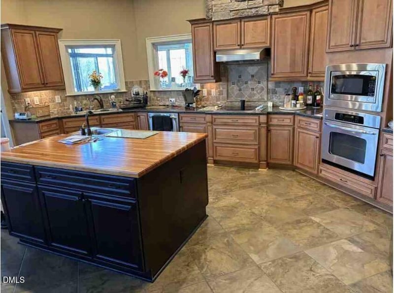 2096 Lower Moncure Rd, Sanford, NC 27330