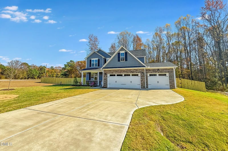 21 Abingdon Farms Dr, Selma, NC 27576