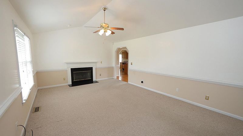 21 Annie V Dr, Clayton, NC 27520