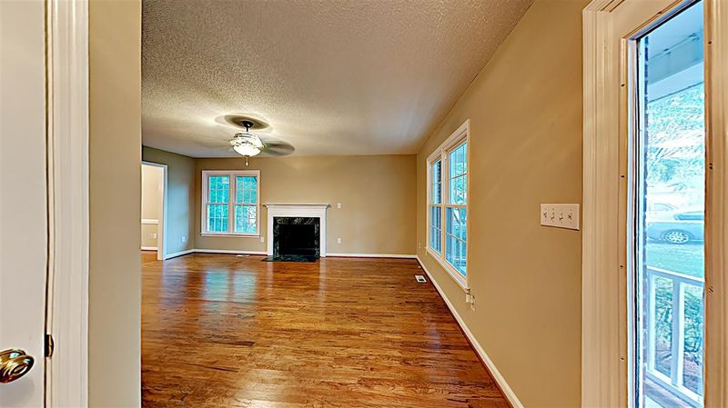 21 Brookneal Cir, Angier, NC 27501