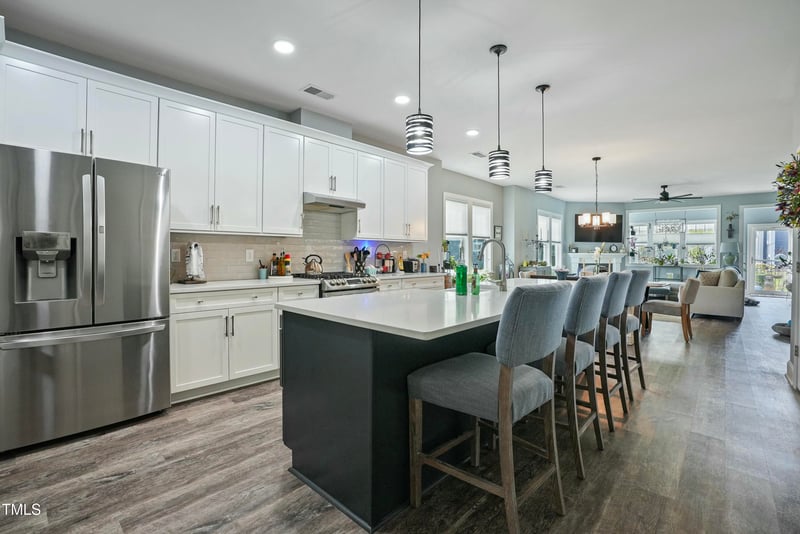 21 Davidson St, Clayton, NC 27527
