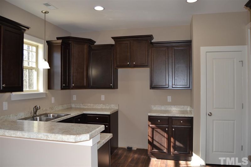21 Deer Lake Trl #L40, Wendell, NC 27591