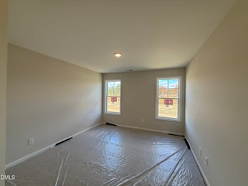 21 Emily Gardens Dr, Selma, NC 27576