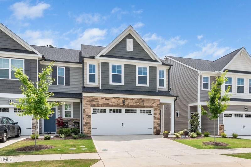 21 Fairwinds Dr, Lillington, NC 27546