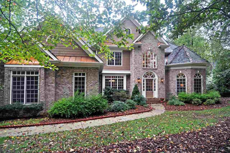 21 Fairwoods Dr, Durham, NC 27712