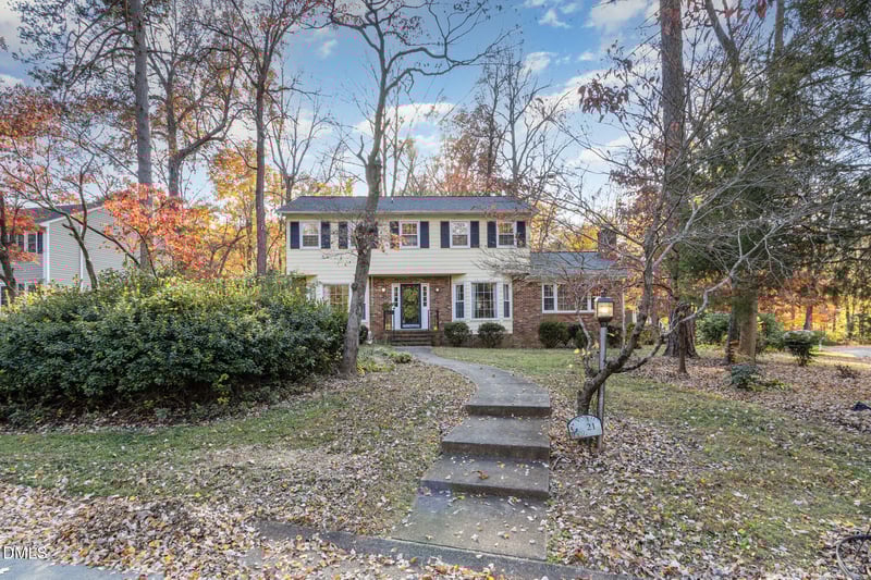 21 London Ln, Mebane, NC 27302