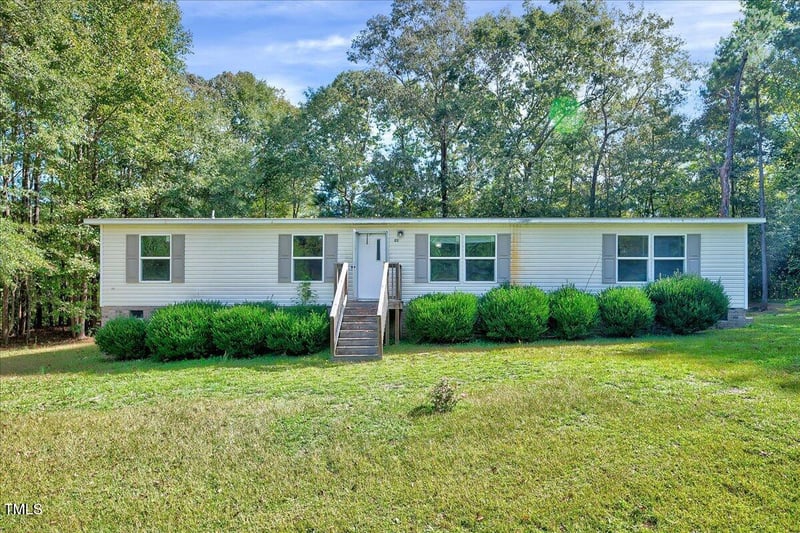 21 Maple Cir, Benson, NC 27504