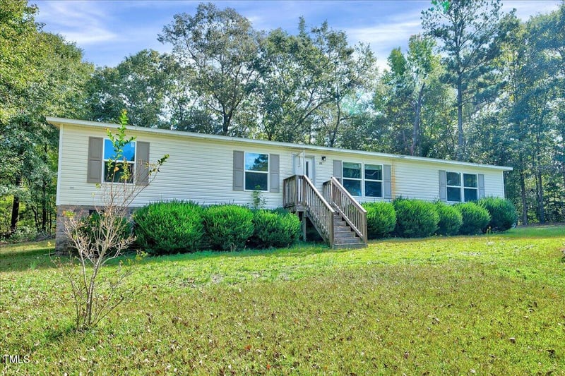 21 Maple Cir, Benson, NC 27504