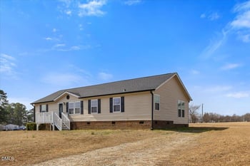 21 Stonewall Ct, Sanford, NC 27332