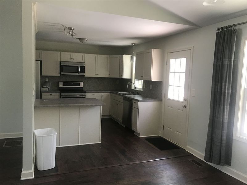 21 Summerglen Ct, Durham, NC 27713