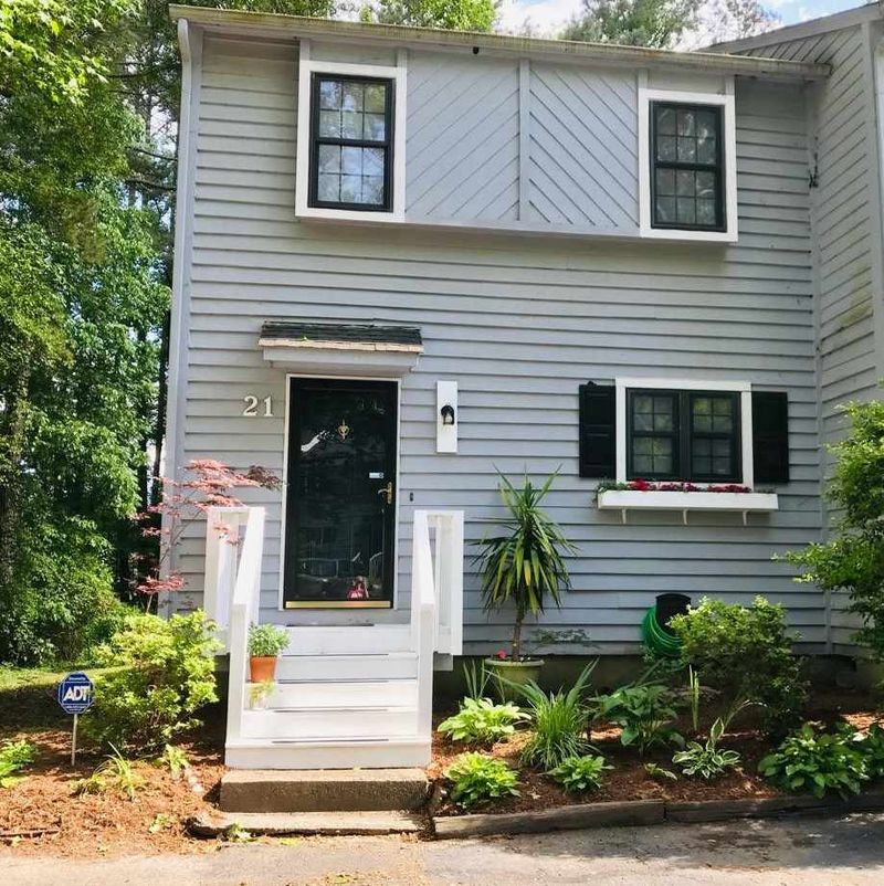21 Willow Bridge Dr, Durham, NC 27707