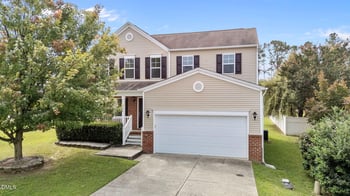 21 Woodcreek Ln, Clayton, NC 27520