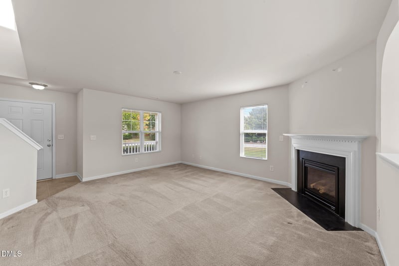 21 Woodcreek Ln, Clayton, NC 27520