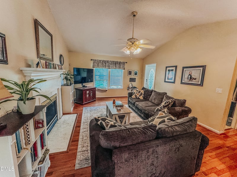 210 Alice Dr, Garner, NC 27529