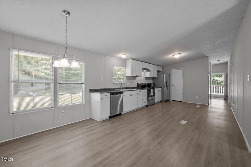 210 Apple Tree Ln, Roxboro, NC 27574