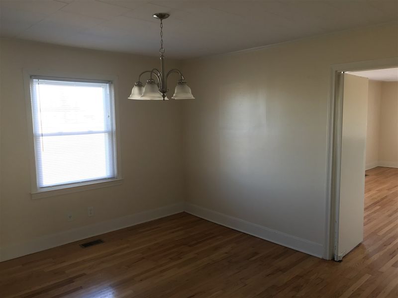 210 N Ashe Ave, Dunn, NC 28334