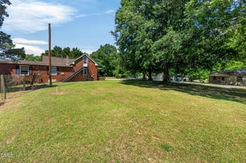 210 Bagwell St, Garner, NC 27529