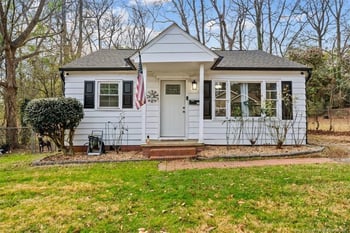 210 Brookwood Ave, Fayetteville, NC 28301