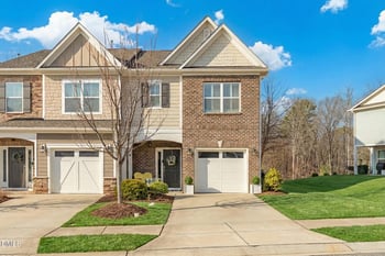 210 Castien Cove Pl, Apex, NC 27539