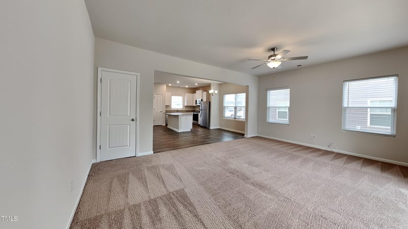 210 Chandler Ct, Sanford, NC 27330
