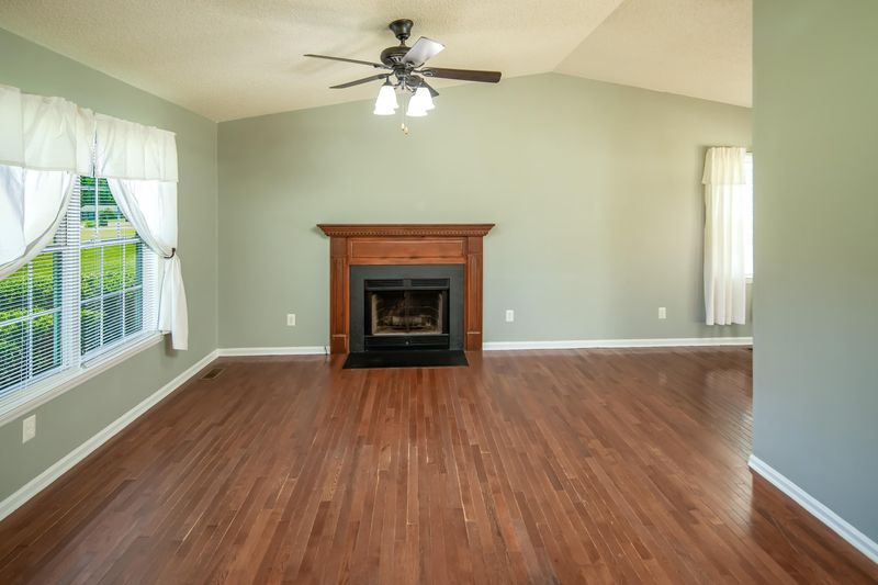 210 Claymont Rd, Louisburg, NC 27549