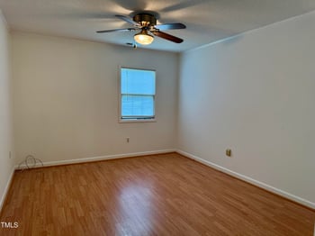 210 Crest Rd, Henderson, NC 27536