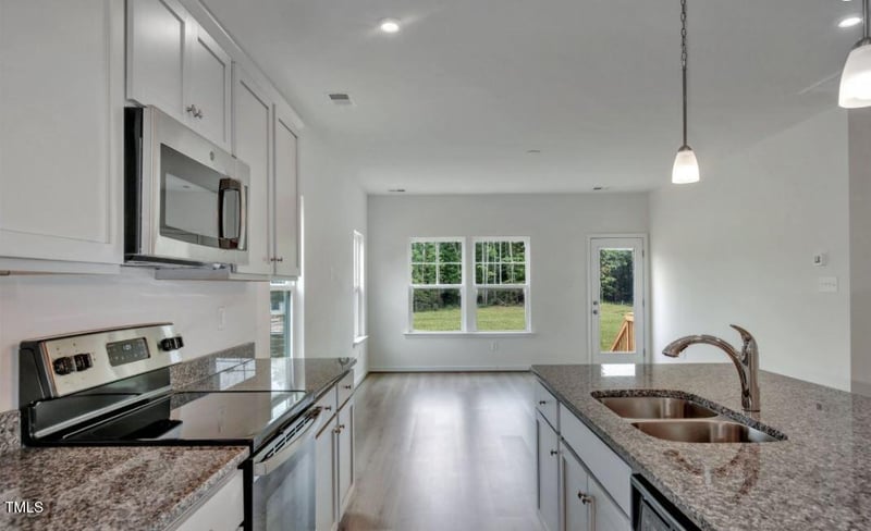 210 Cribbs Ln, Middlesex, NC 27557