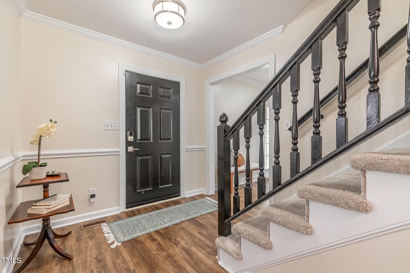 210 Crimmons Cir, Cary, NC 27511