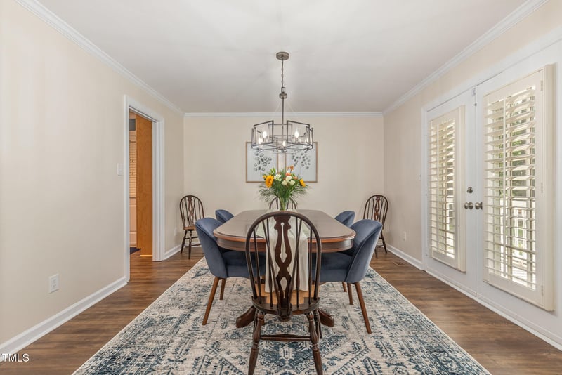 210 Crimmons Cir, Cary, NC 27511