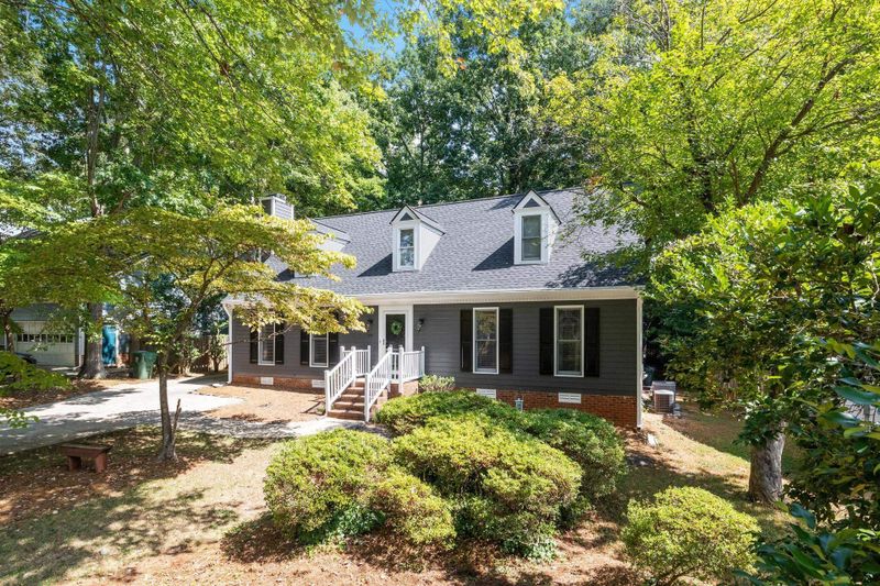 210 Dalmeny Dr, Cary, NC 27513