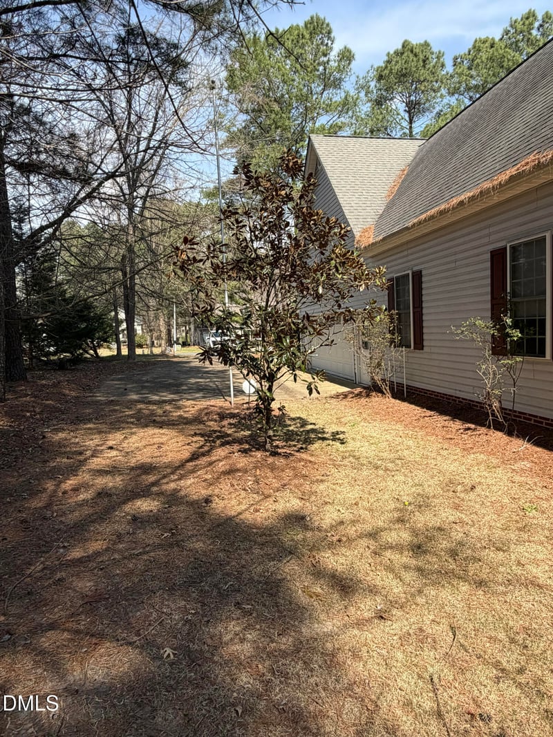 210 Donnibrook Rn, Fuquay Varina, NC 27526