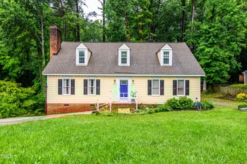210 Dutchess Dr, Cary, NC 27513