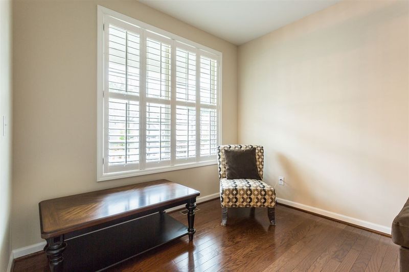 210 El Paso Ave, Durham, NC 27703