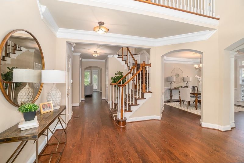 210 Faison Rd, Chapel Hill, NC 27517
