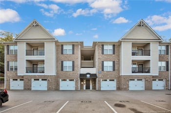 210 Fountainhead Ln #104, Fayetteville, NC 28301