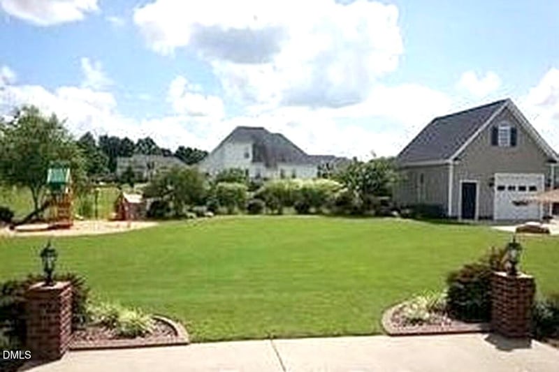 210 Gator Dr, Goldsboro, NC 27530