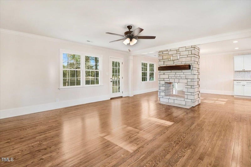 210 General Lee Ave, Dunn, NC 28334