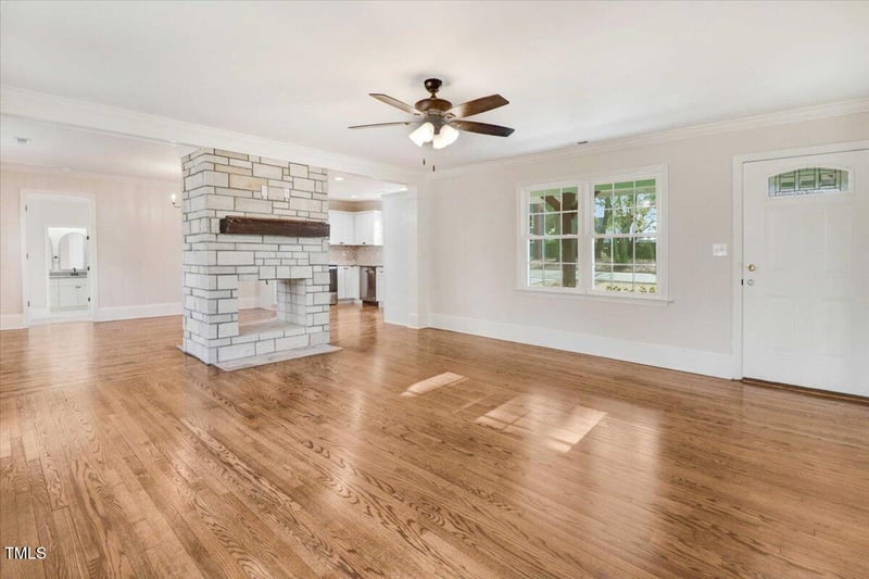 210 General Lee Ave, Dunn, NC 28334