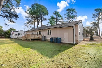 210 General Lee Ave, Dunn, NC 28334