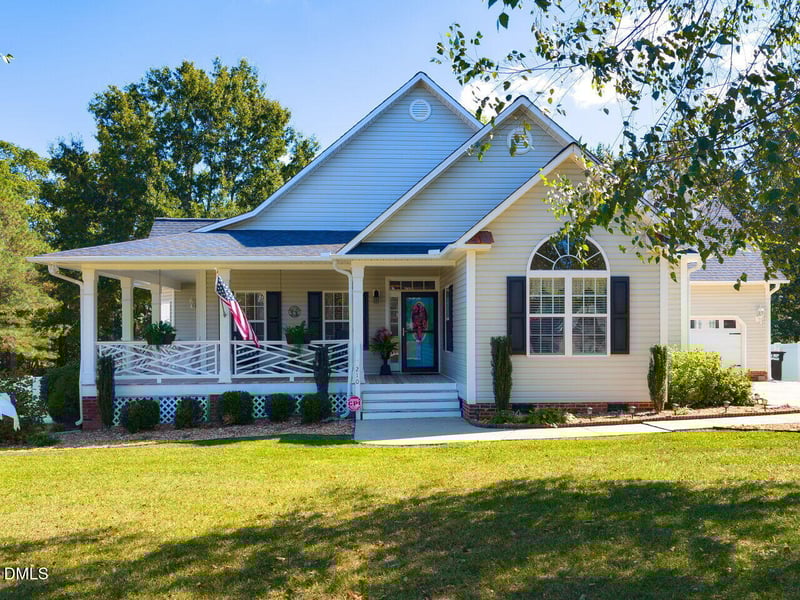 210 Greenlyn Dr, Clayton, NC 27527