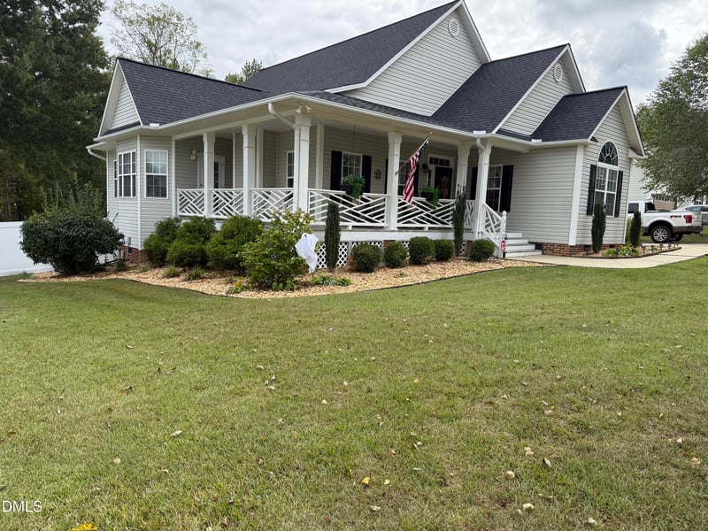 210 Greenlyn Dr, Clayton, NC 27527