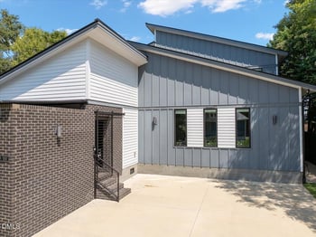 210 W Horne St, Clayton, NC 27520