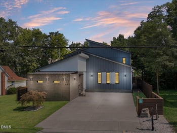 210 W Horne St, Clayton, NC 27520