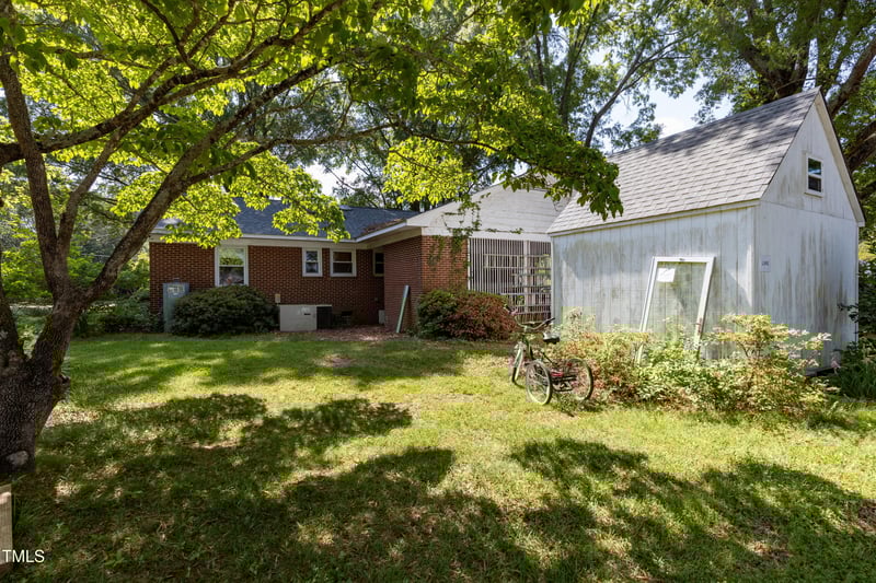 210 Hughes St, Apex, NC 27502