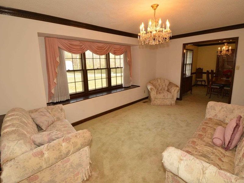 210 James St, Apex, NC 27502
