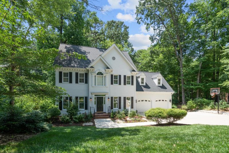 210 Kilbreck Dr, Cary, NC 27511